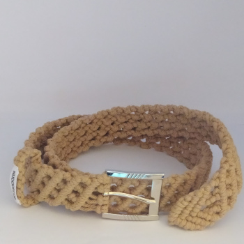 Cinturón de macramé