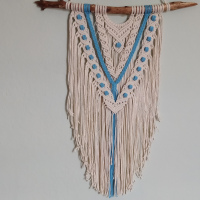 TAPIZ DE MACRAMÉ CELESTE Y NATURAL