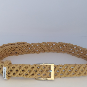 Cinturón de macramé