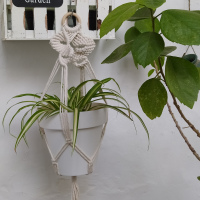 PORTA-MACETAS DE MACRAMÉ