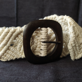 Cinturón de macramé