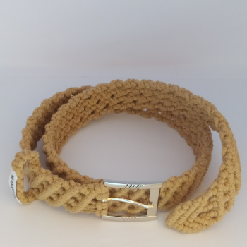 Cinturón de macramé